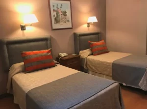 Hotel Crillón camas individuales