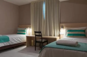 Hotel Fuente Mayor camas individuales con toallas