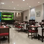 Hotel NH Mendoza Cordillera mesas para comer