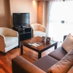 Hotel Premium Tower Suites sillón