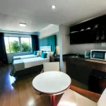 Hotel Raíces Aconcagua mesa de comedor
