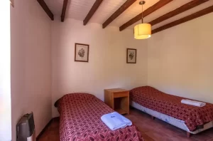 Aparthotel Manke camas individuales con toallas