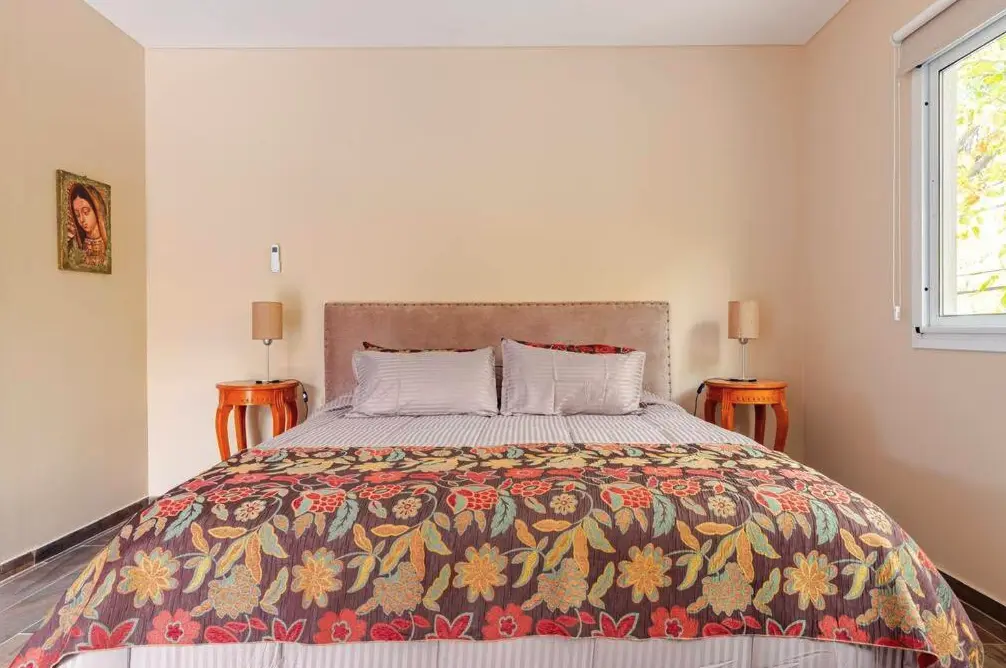 Casa Los Tulipanes cama doble