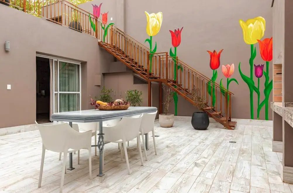 Casa Los Tulipanes patio