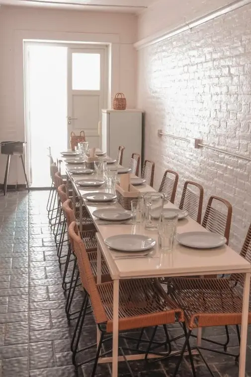 Casa Pandi mesa de comedor