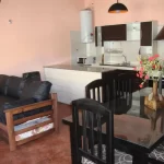 Departamentos Los Nietos comedor