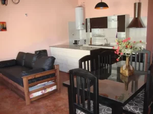 Departamentos Los Nietos comedor