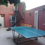 Hostel Mora mesa de ping pong