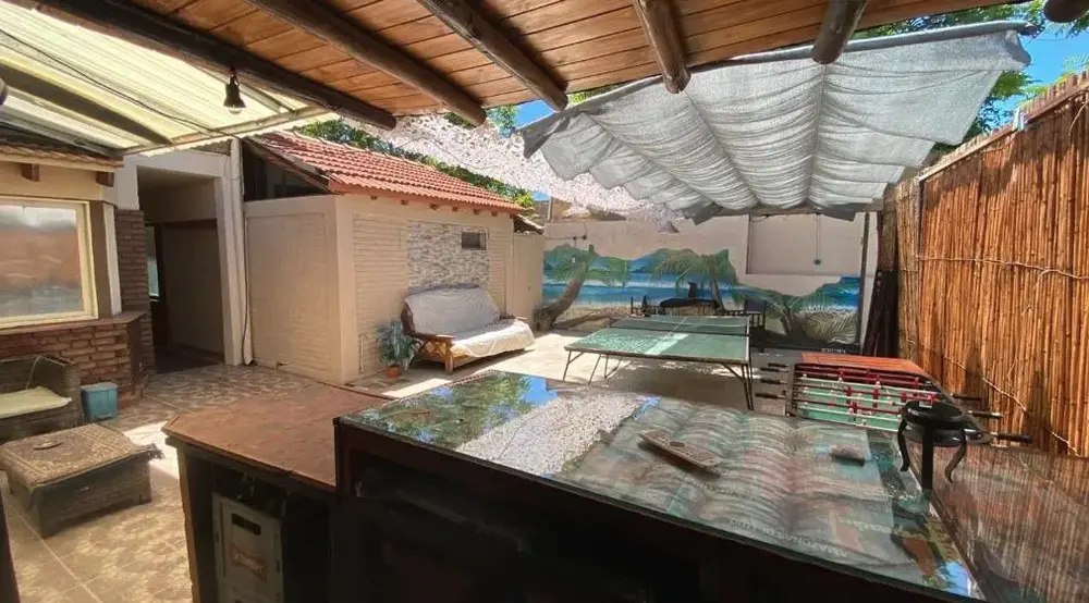 Hostel Open House mesa de ping pong