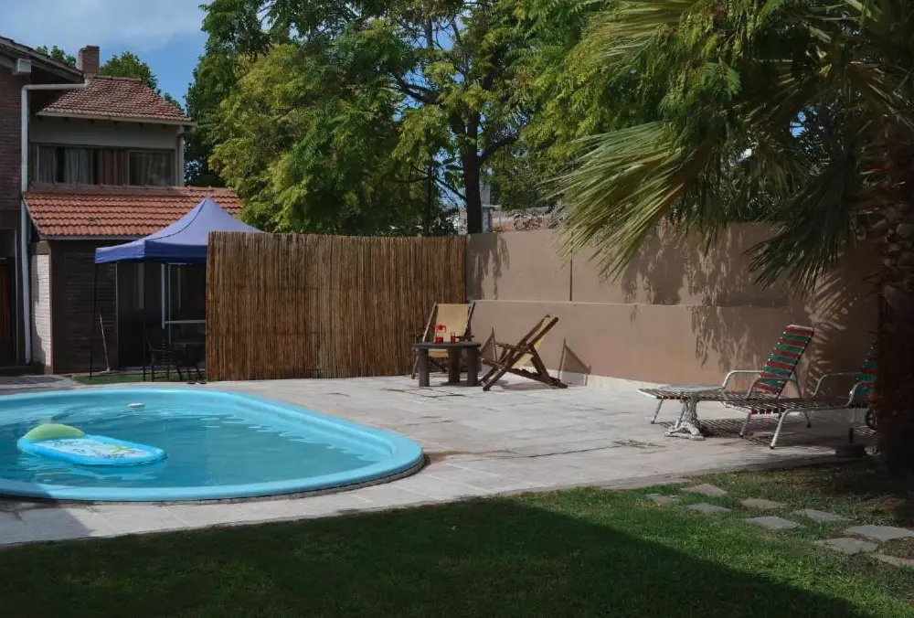 Hostel Open House patio