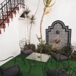 Hostel Pituco mesa afuera